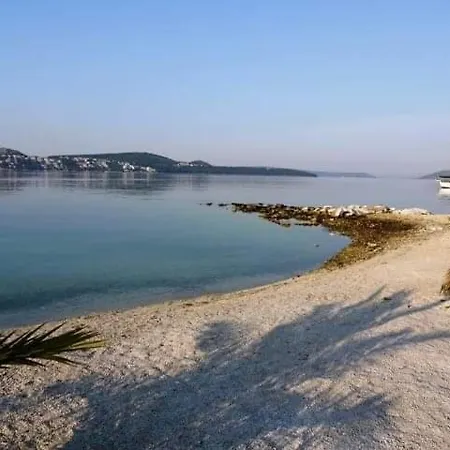 Lana Trogir